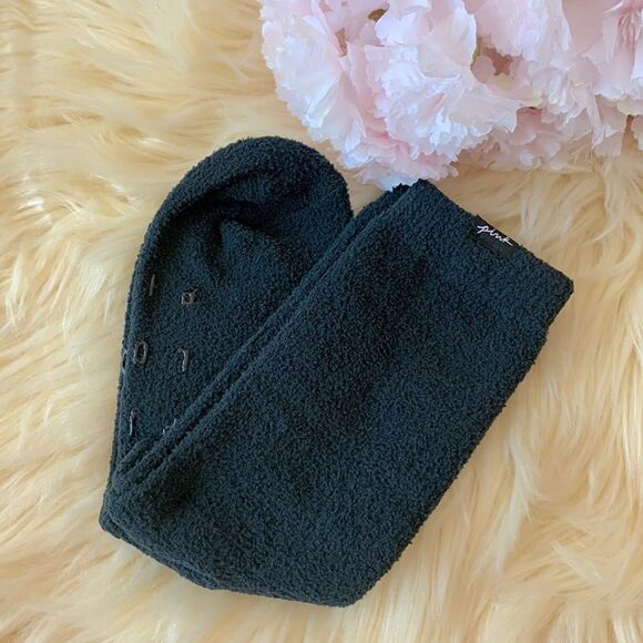 PINK
MARSHMALLOW KNIT SOCK - Picture 1 of 4